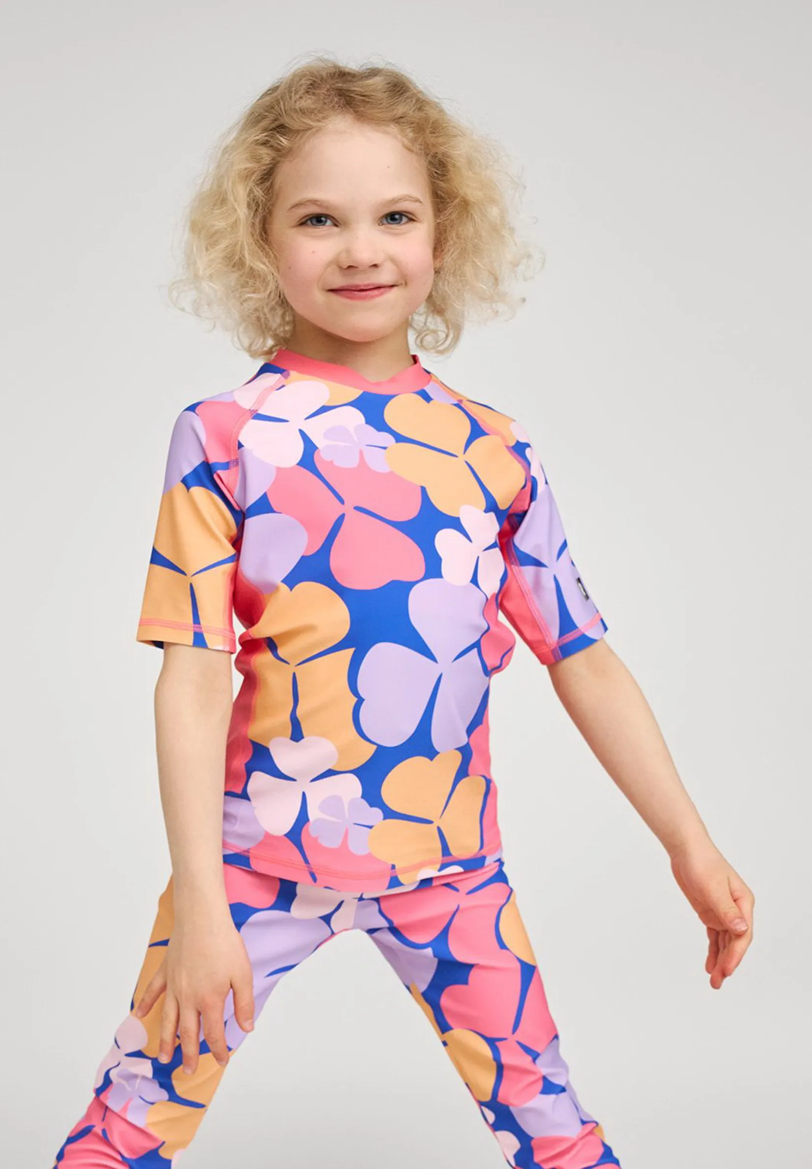 Футболка для плавания