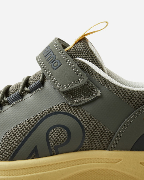 Кроссовки Рейма